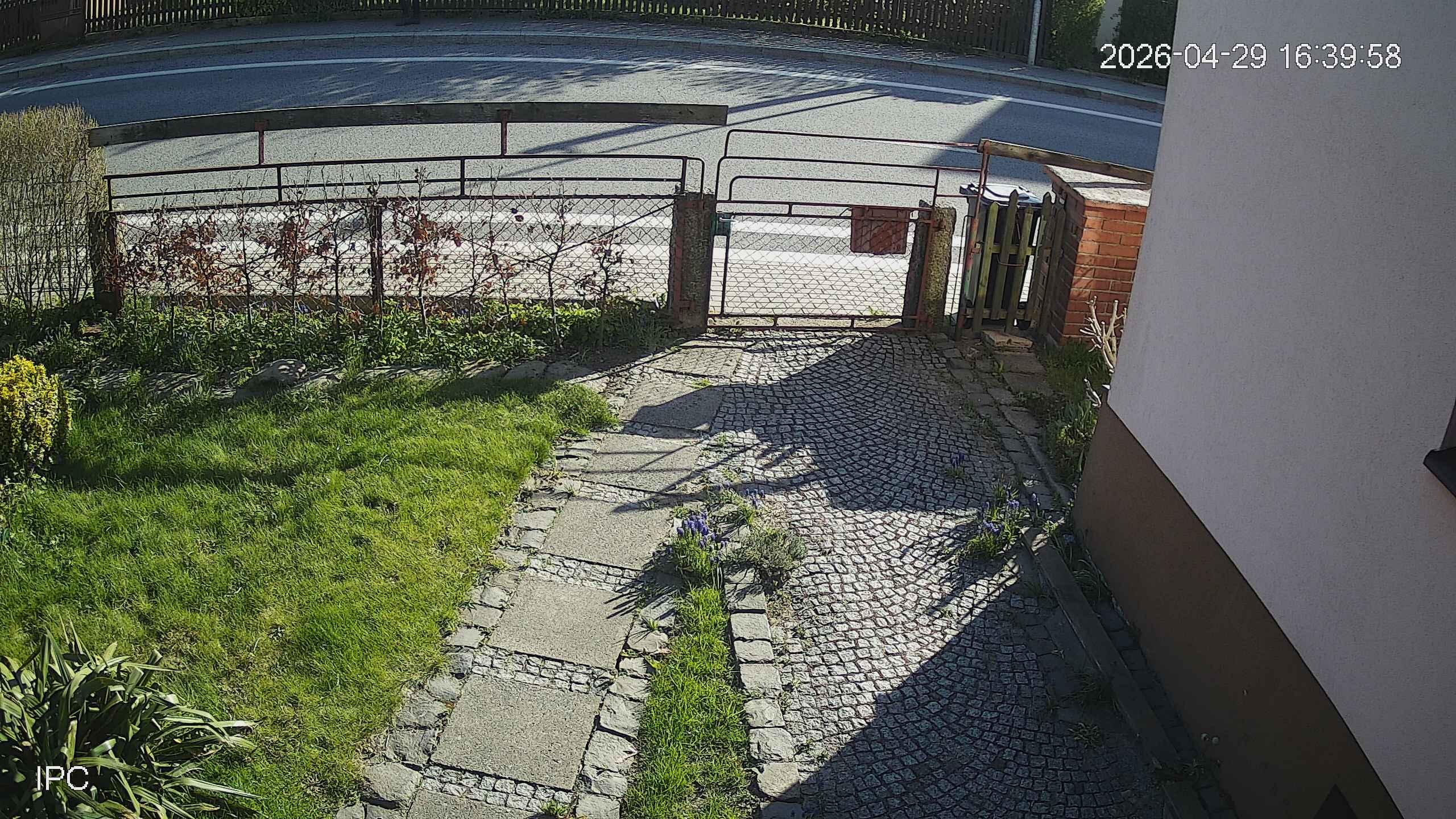 Capture